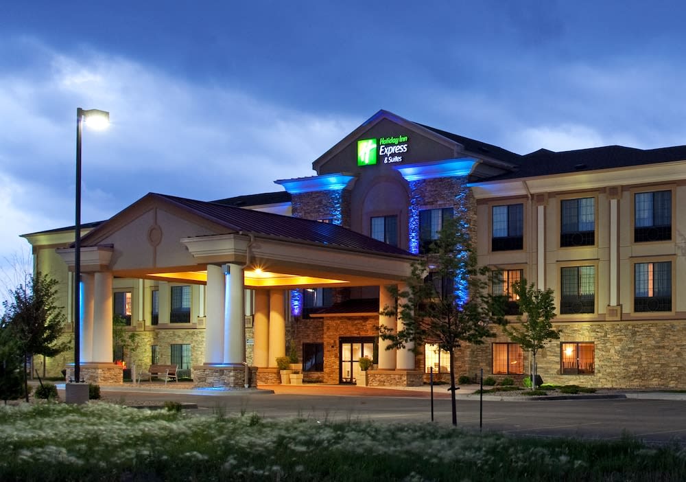 Holiday Inn Express & Suites LONGMONT - BOULDER AREA by IHG 1