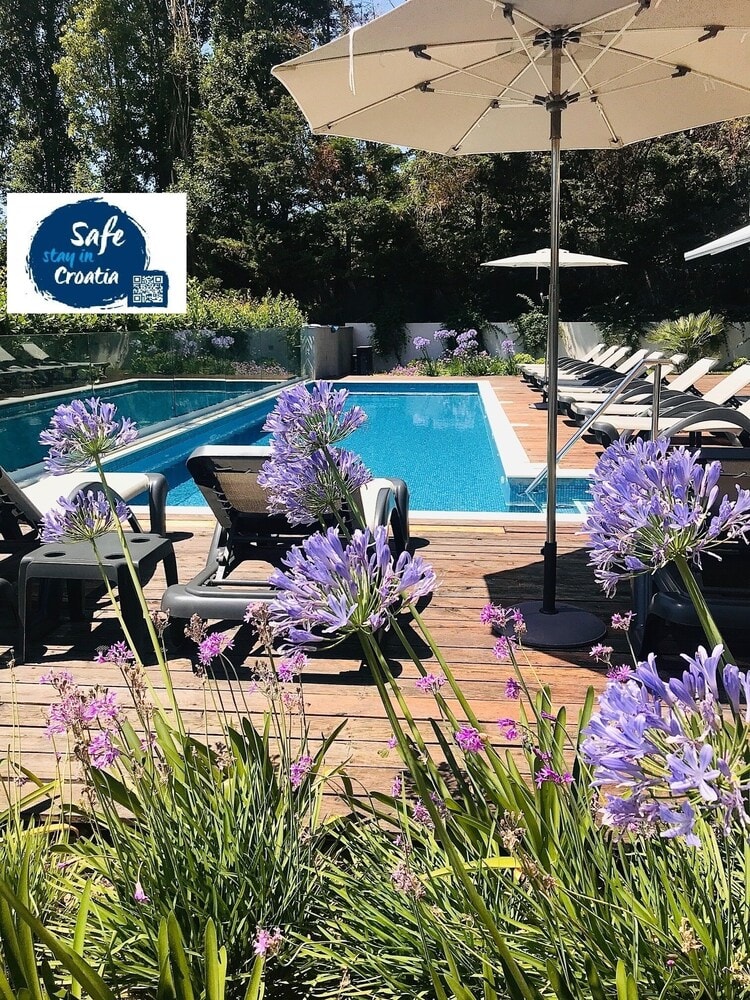 Rooms Oasis Life 1