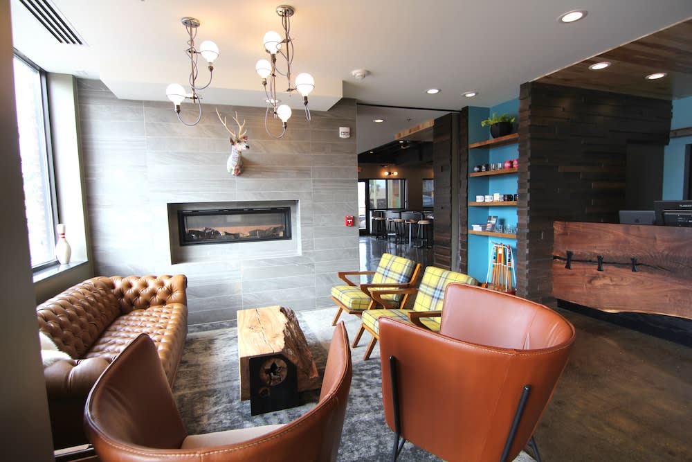 The Oxbow Hotel 2