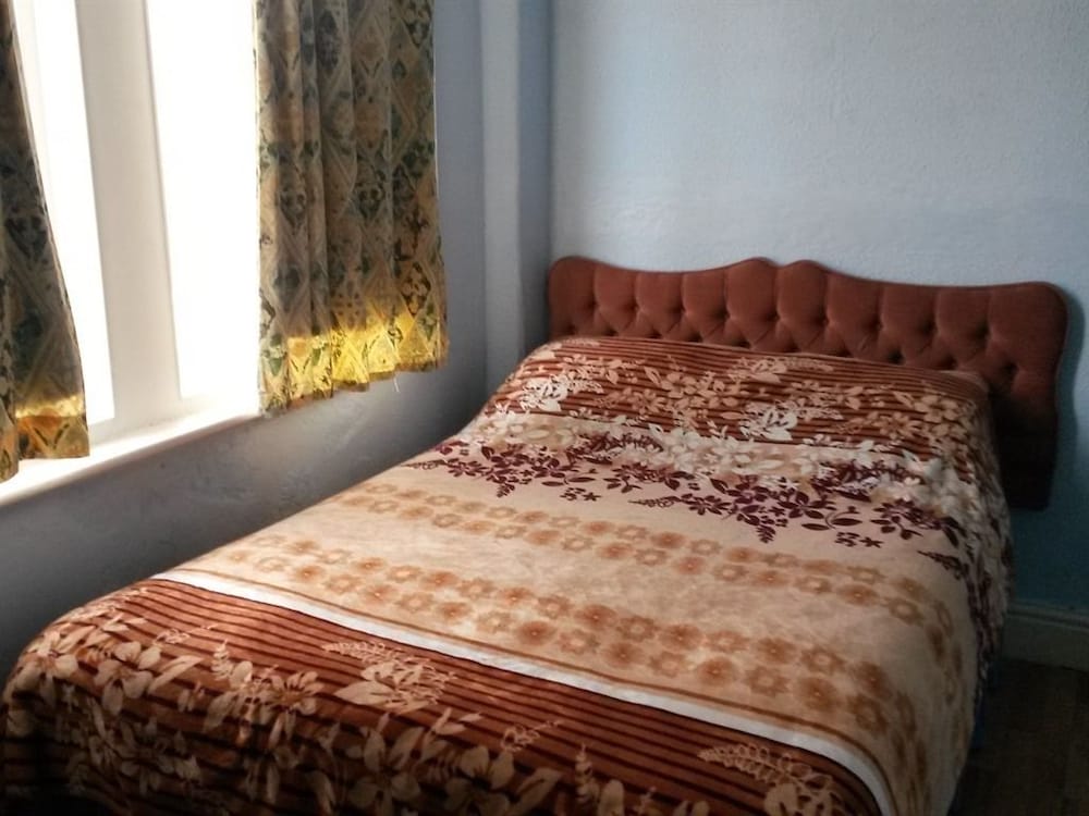 MyRoomz Orchid Hotel 2
