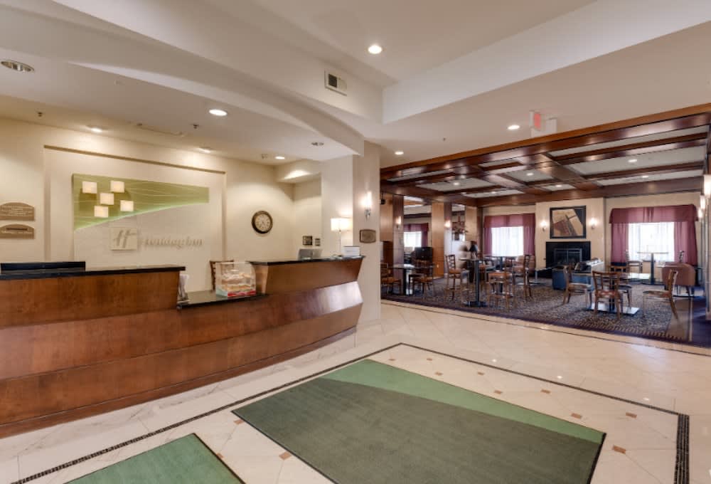 Holiday Inn BATTLE CREEK by IHG 2