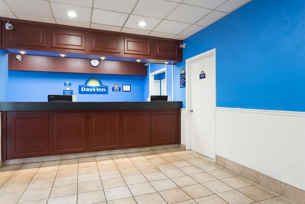 Days Inn by Wyndham Salisbury 2