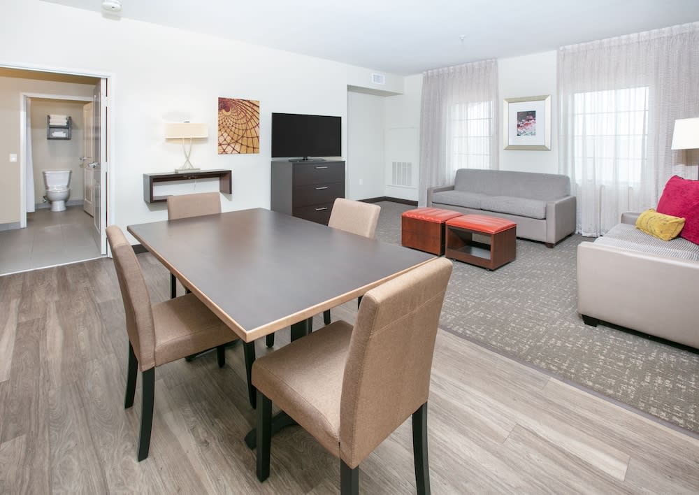 Staybridge Suites Plano - Richardson Area by IHG 4