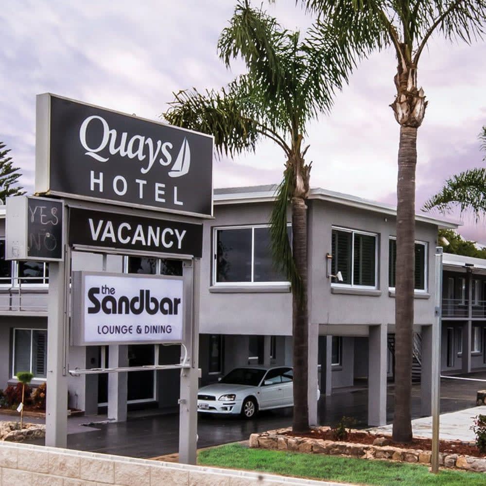 Quays Hotel 2