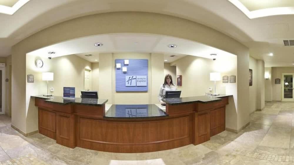 Holiday Inn Express & Suites PORTERVILLE by IHG 2