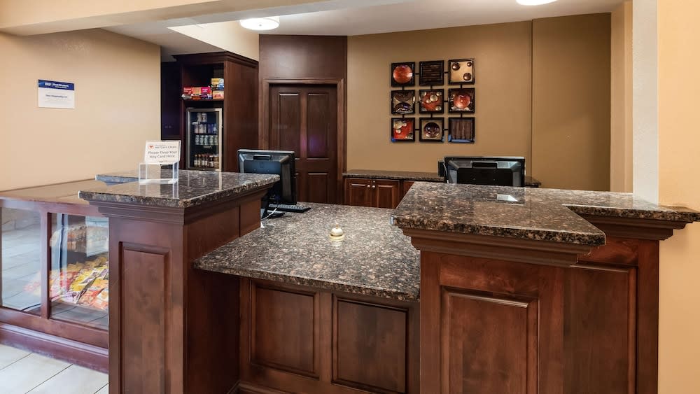 Best Western Plus Wausau-Rothschild Hotel 4