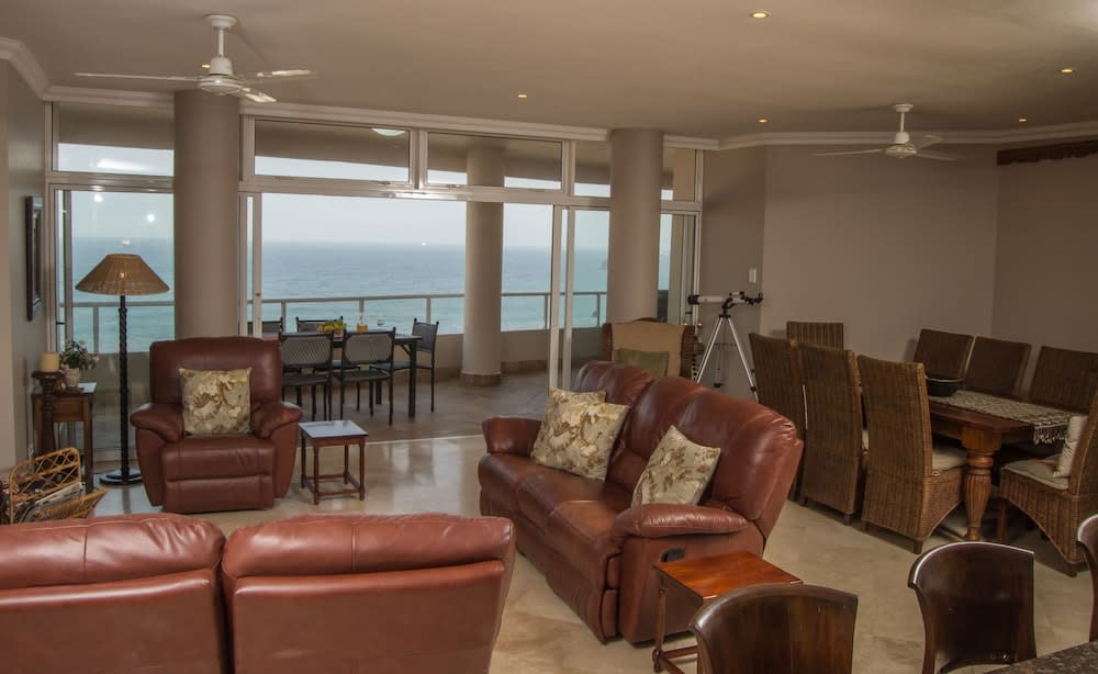 702 Oyster Rock - by Stay in Umhlanga 1