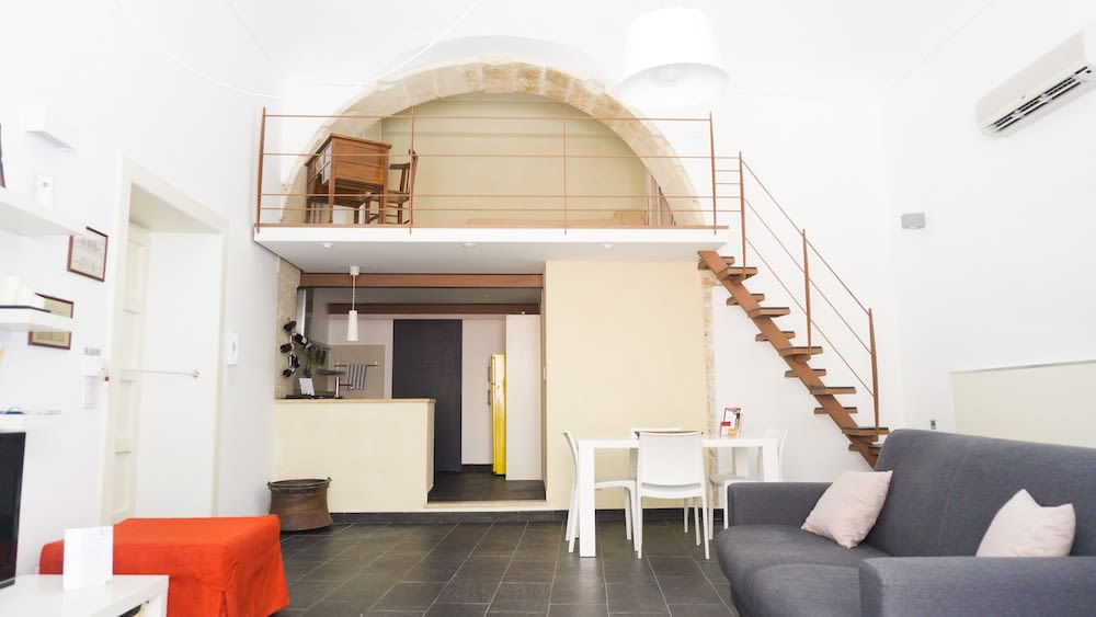 1743 Loft 2