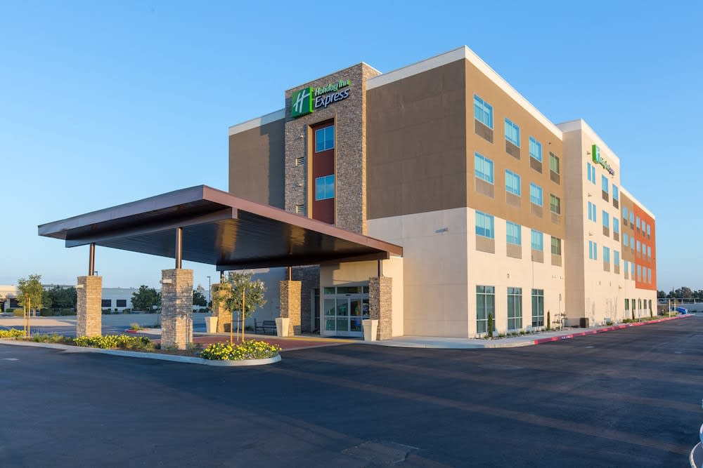 Holiday Inn Express VISALIA - SEQUOIA GATEWAY AREA by IHG 1
