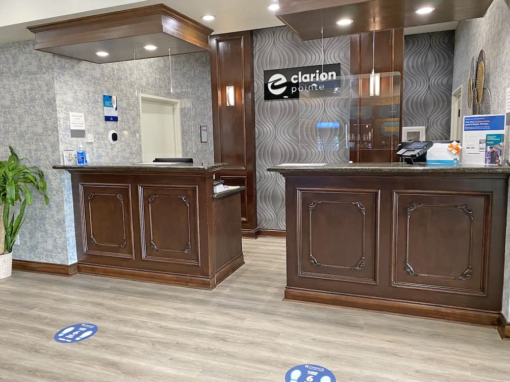Clarion Pointe Sulphur Springs 4