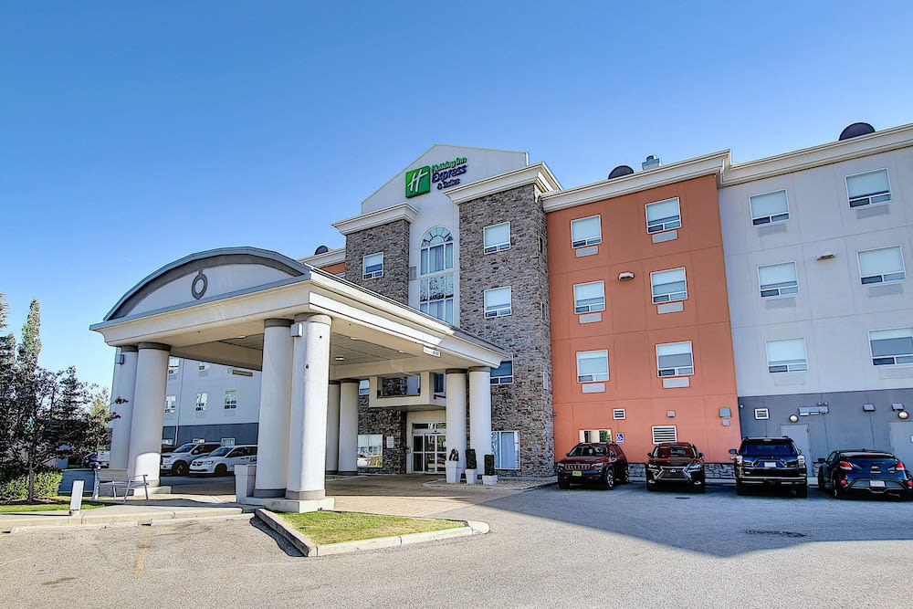 Holiday Inn Express Airport-Calgary by IHG 1