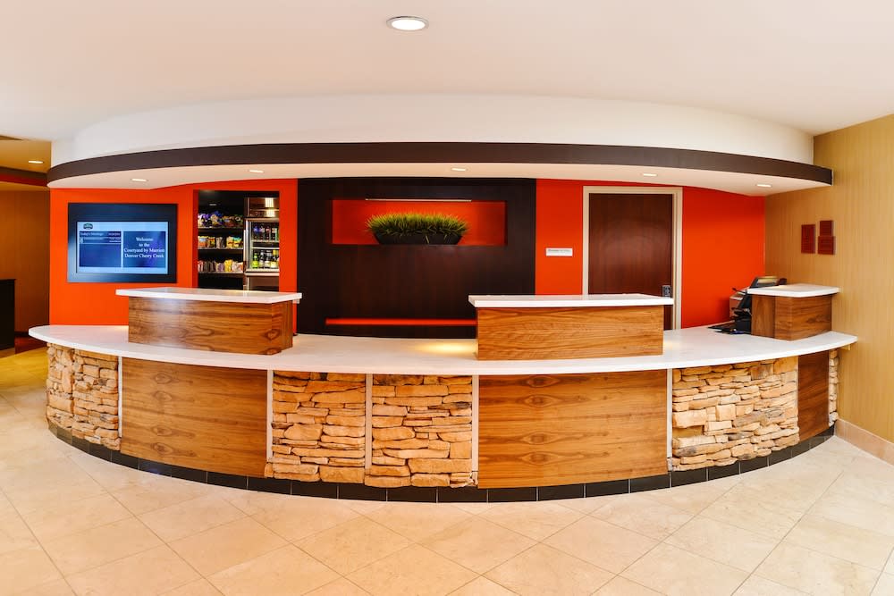 Courtyard by Marriott Denver Cherry Creek 2