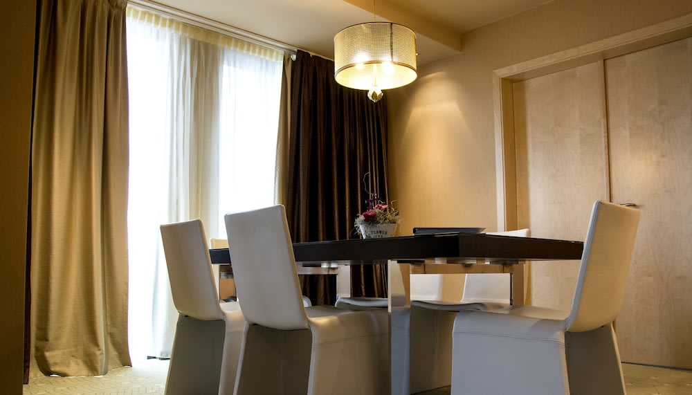 Ramada Sibiu Hotel 4