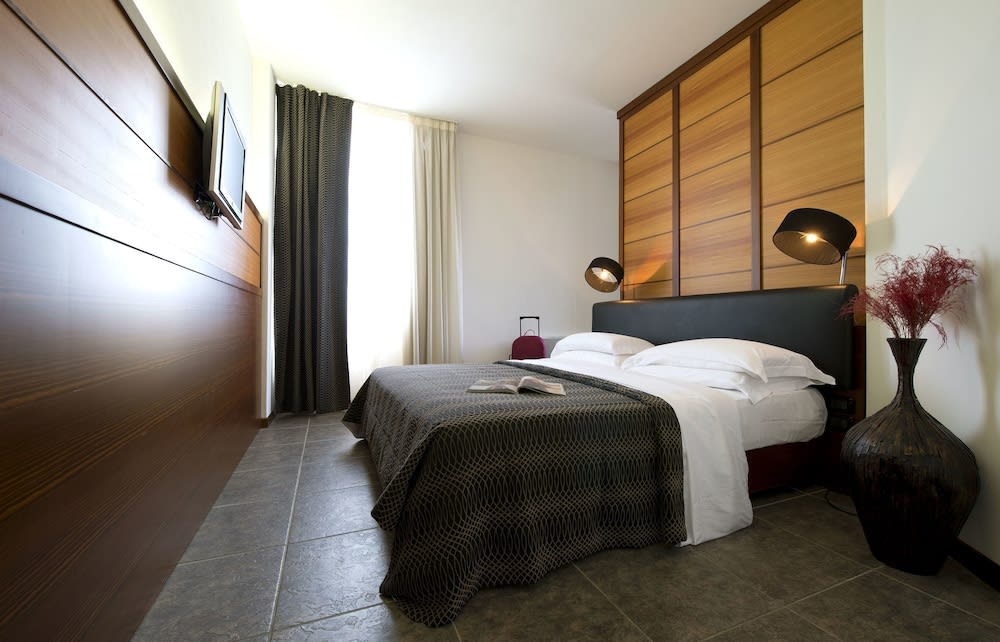 Grand Hotel Admiral Palace 4