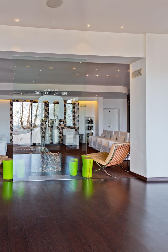 Mediterranea Hotel & Convention Center 4