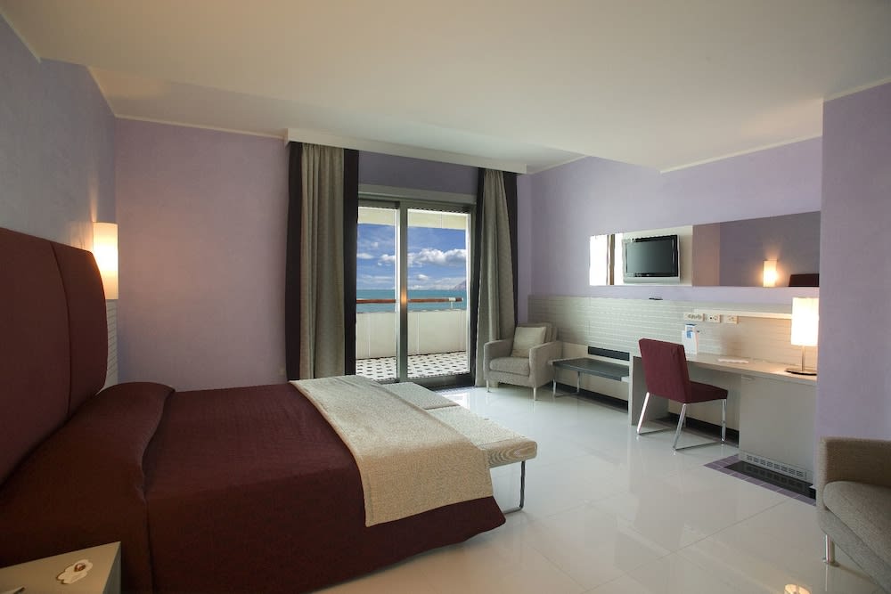 Grand Hotel Salerno 2