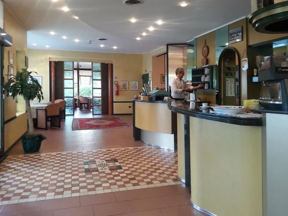 Hotel Ristorante SASSO 3