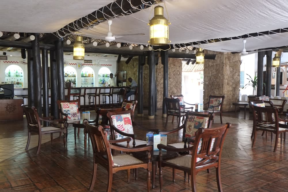 Voyager Beach Resort 4