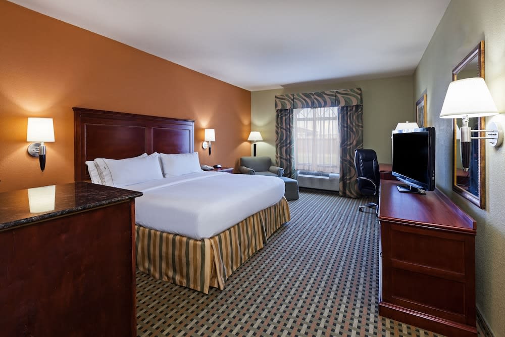 Holiday Inn Express & Suites AMARILLO EAST by IHG 2