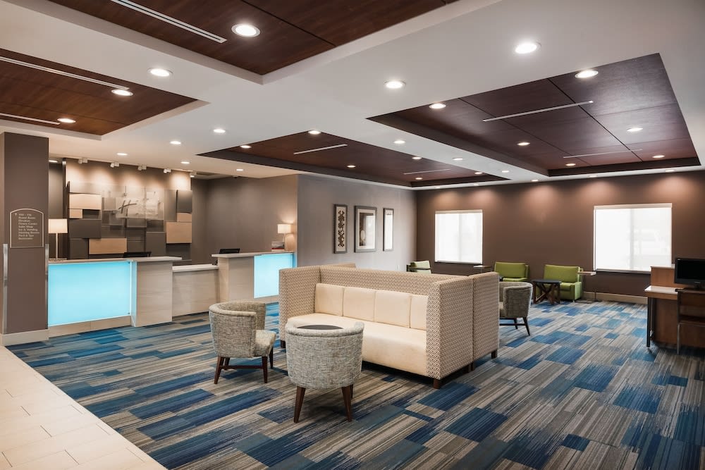 Holiday Inn Express and Suites Ontario Airport by IHG 2