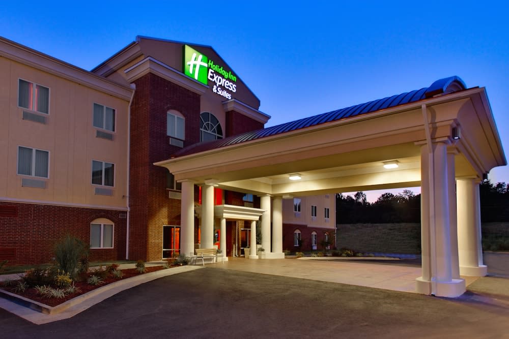 Holiday Inn Express & Suites MALVERN by IHG 1