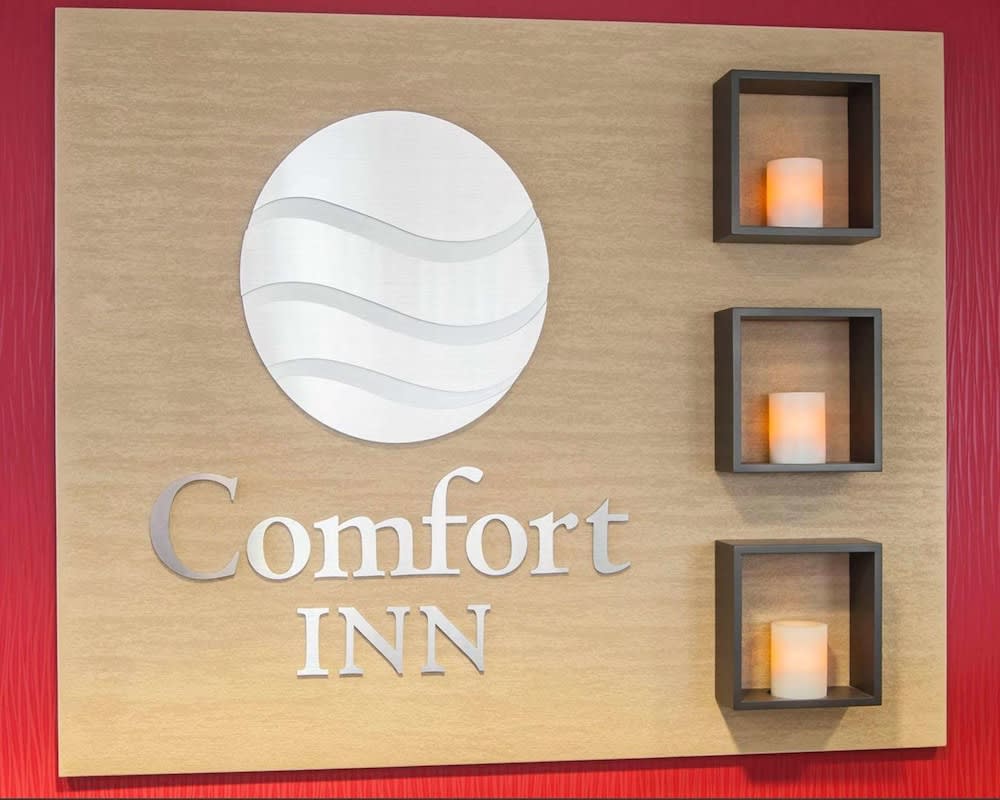 Comfort Inn 2