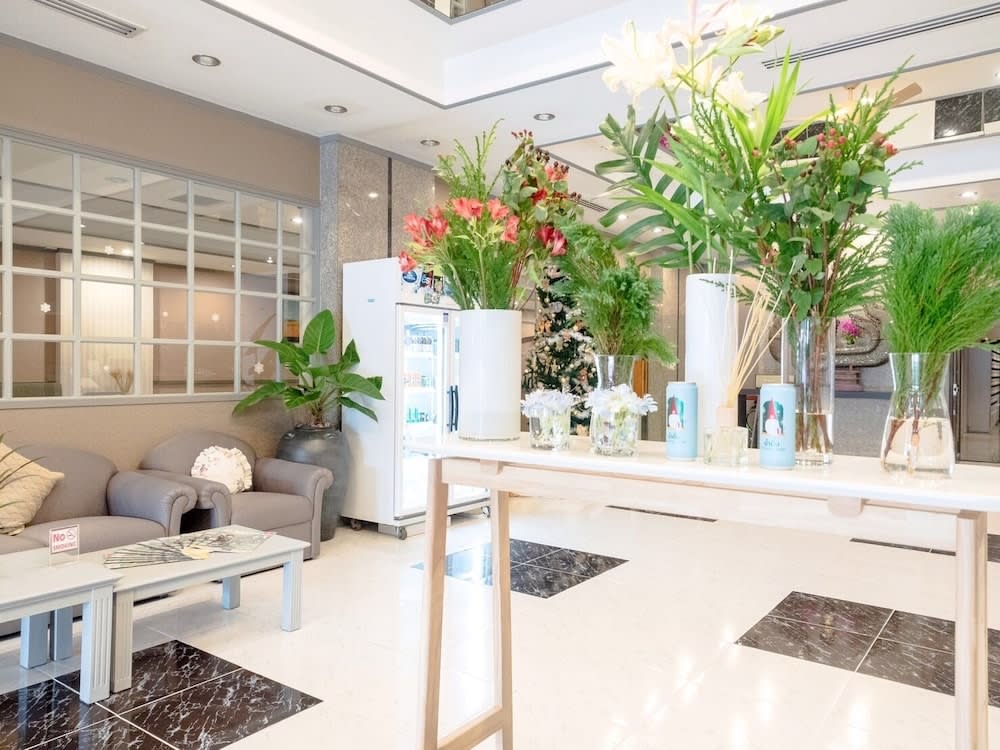 Yellow Ribbon Hills Boutique Suites 4