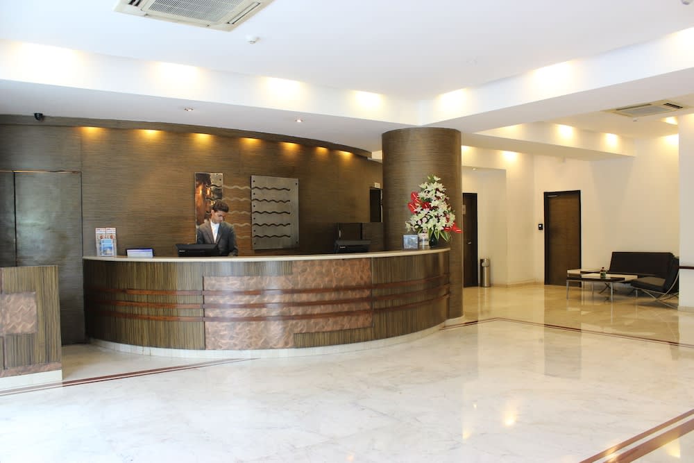 Hotel The Hans - Connaught Place, New Delhi 2