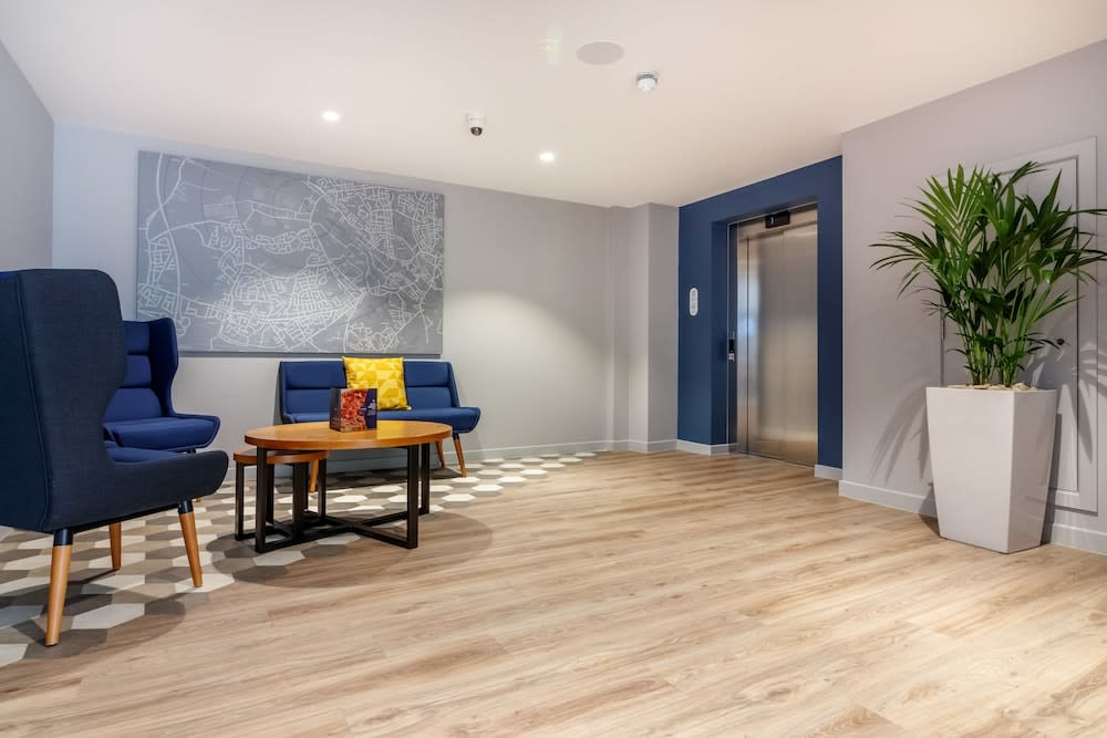 Holiday Inn Express WIGAN by IHG 2