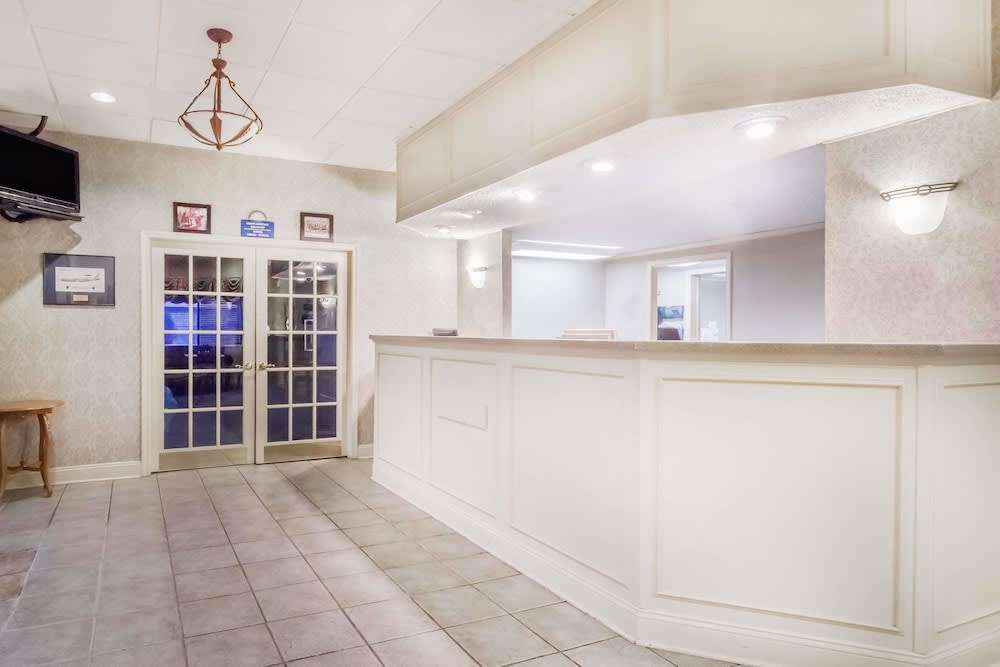 Days Inn by Wyndham Dover Downtown 2