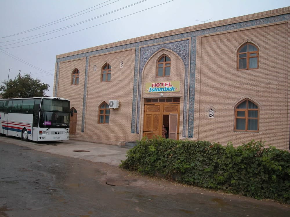 Islambek Hotel & Travel 1
