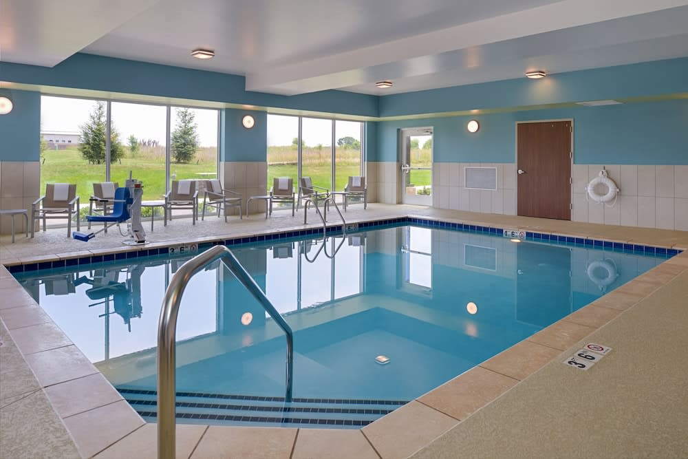 Holiday Inn Express SPRING HILL by IHG 1