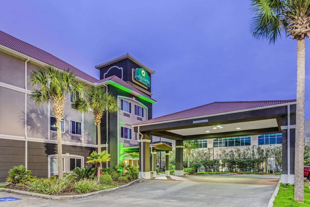 La Quinta by Wyndham Biloxi 1