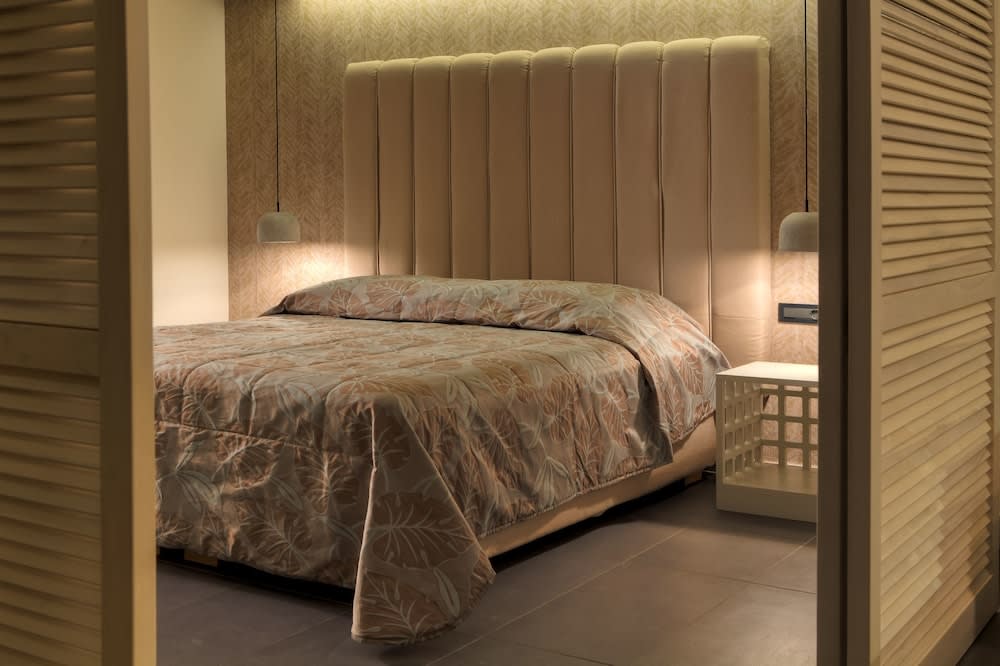 Caravia Beach Hotel 5