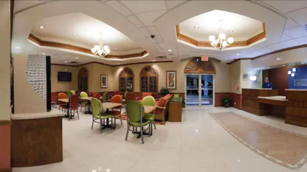 Holiday Inn Express NORTH PALM BEACH-OCEANVIEW by IHG 2