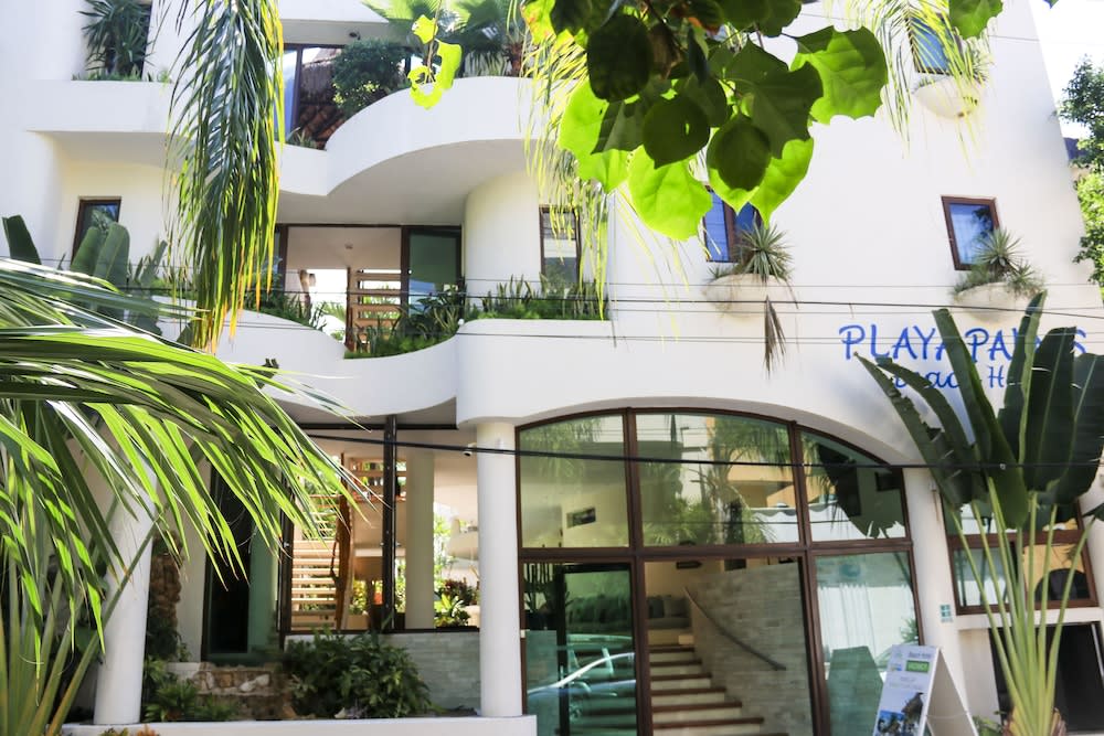 Playa Palms Beach Hotel 2