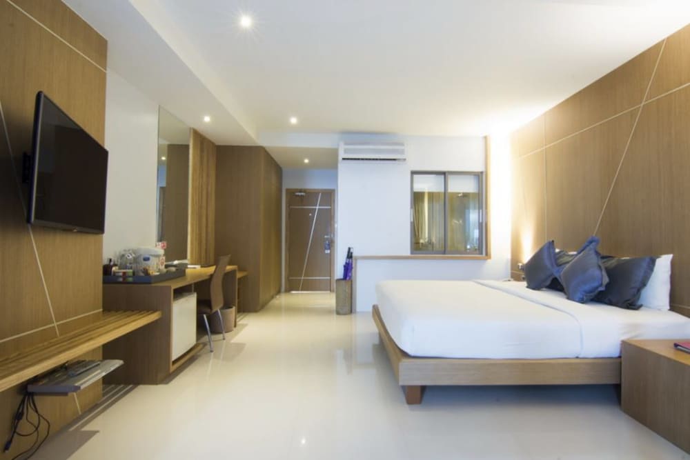 Chaweng Cove Beach Resort 5