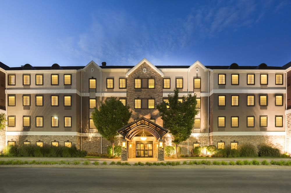 Staybridge Suites TOLEDO - MAUMEE by IHG 1