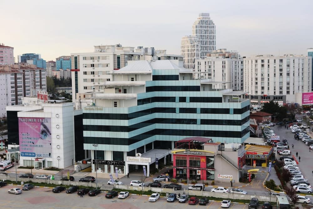Sarissa Hotel 1