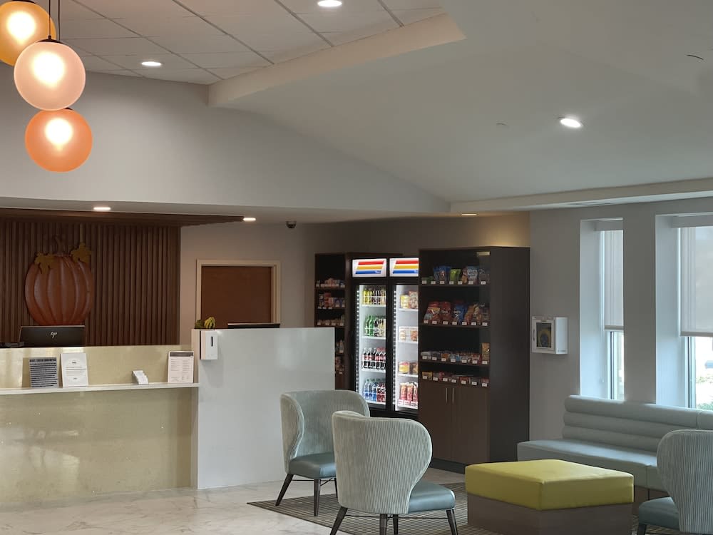 Holiday Inn Martinsburg by IHG 2