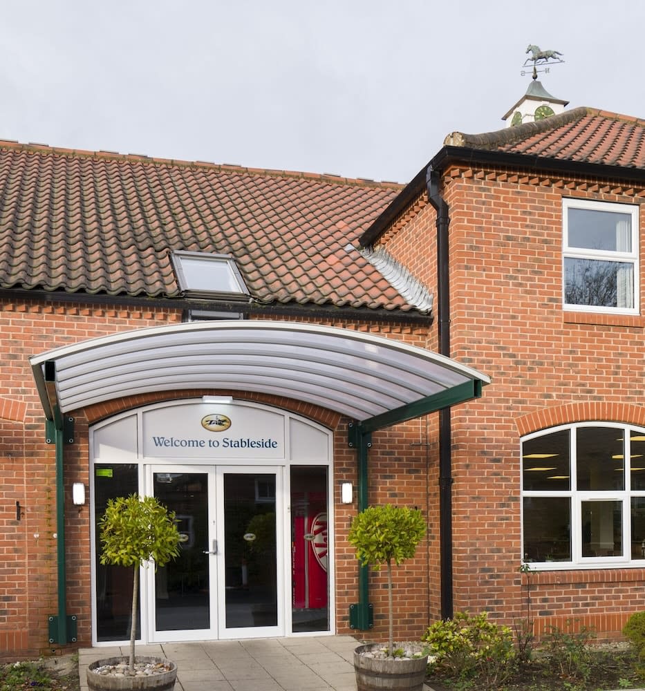 Stableside Hostel at York Racecourse 1