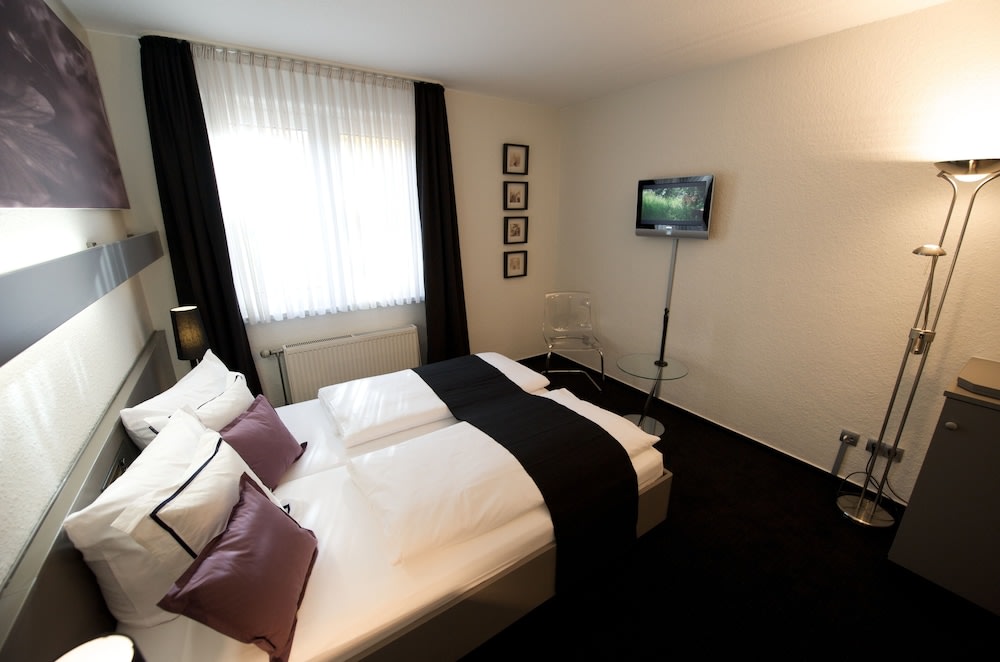 Good Morning Berlin City West 4