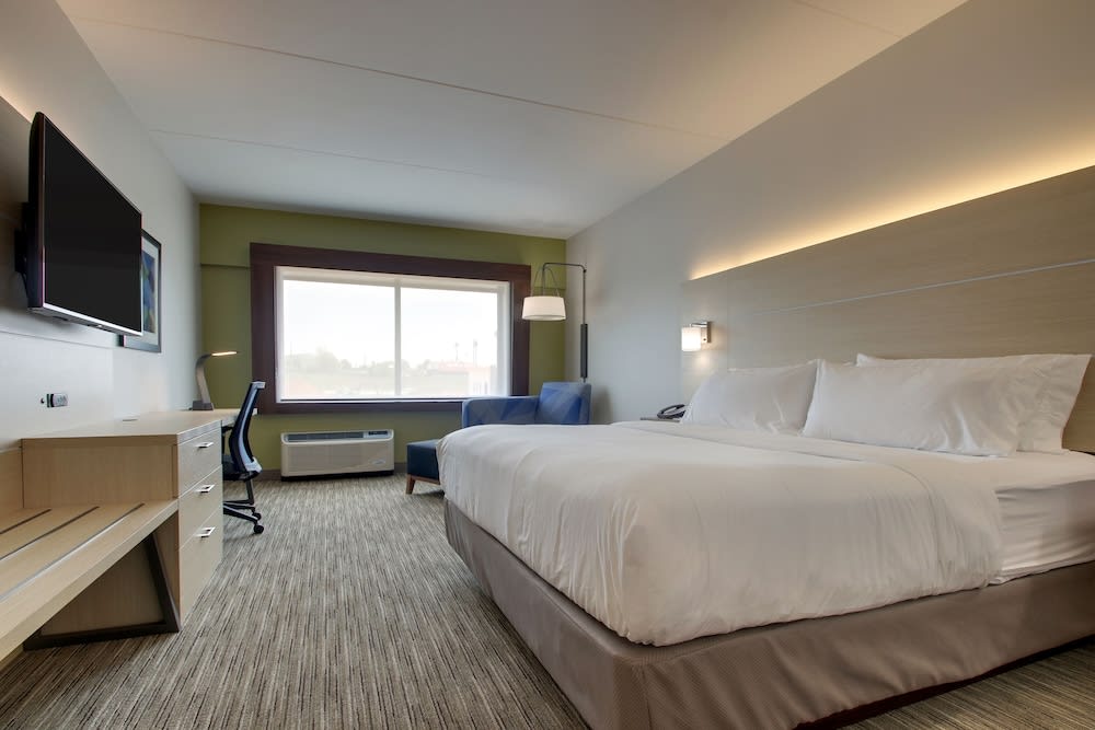 Holiday Inn Express and Suites-Elizabethtown North by IHG 3