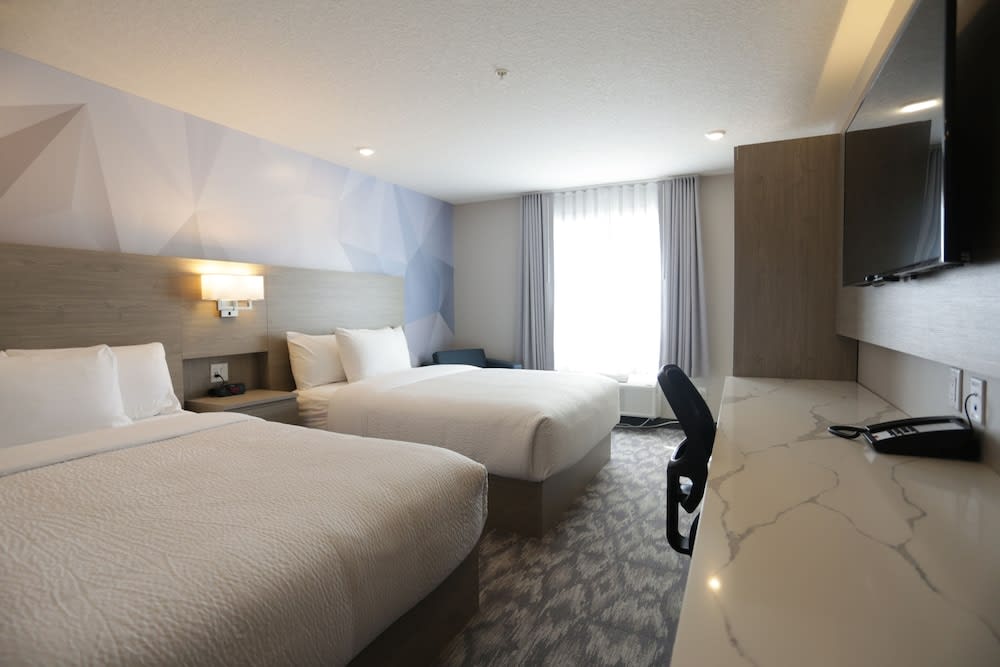 Days Inn by Wyndham Calgary North Balzac 5