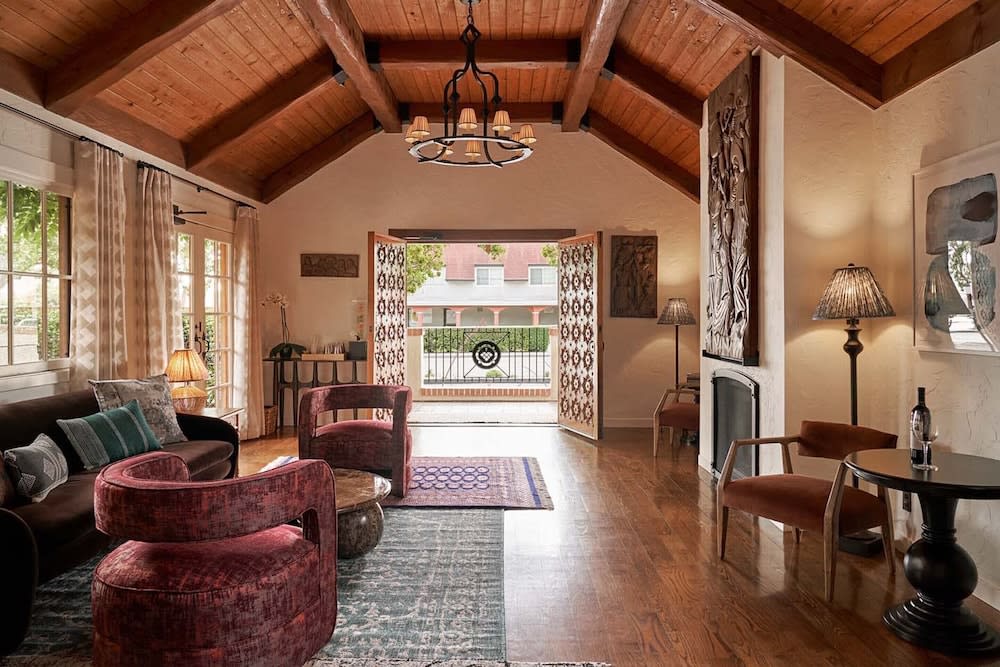 Rancho Caymus Inn 2