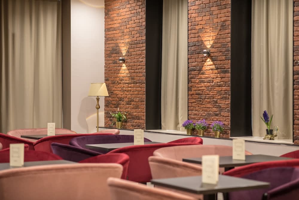 Concorde Old Bucharest Hotel 4