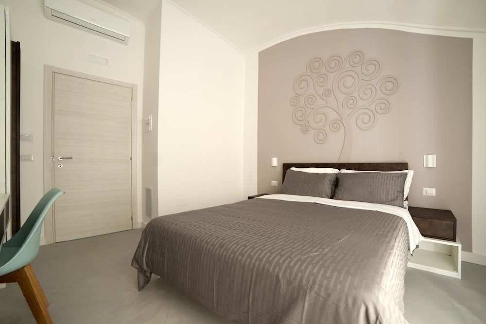 Dada Suite 2