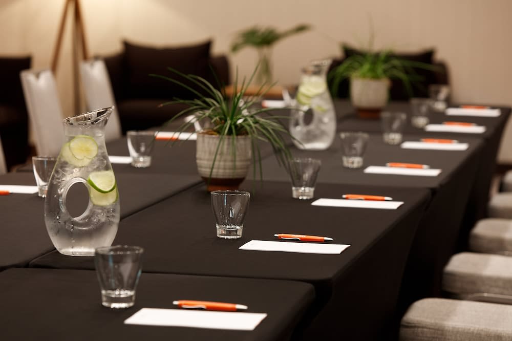Kimpton OVERLAND HOTEL ATLANTA AIRPORT by IHG 2
