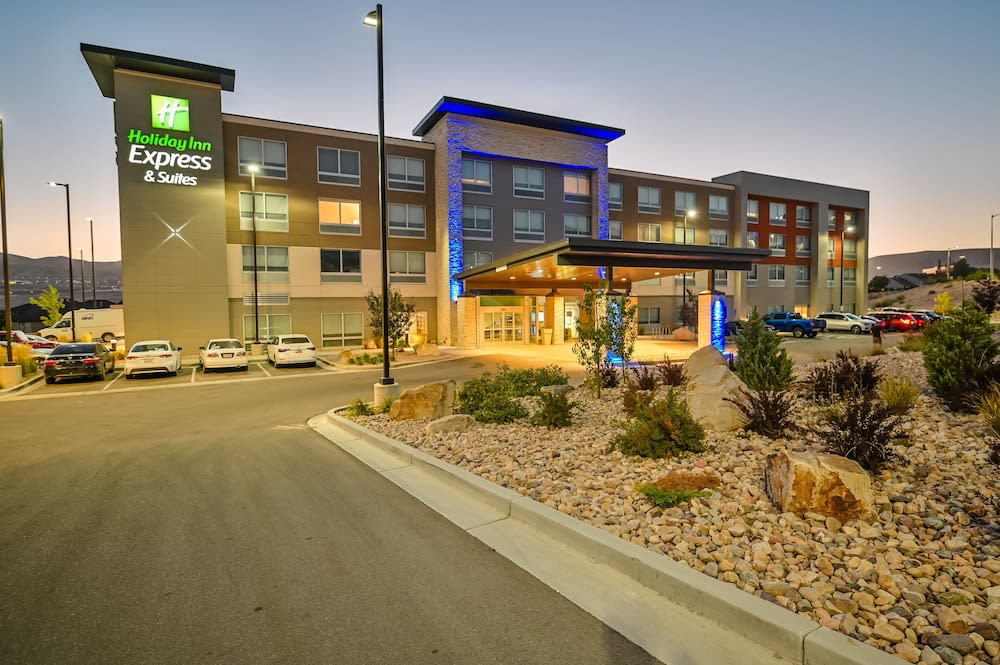 Holiday Inn Express & Suites LEHI - THANKSGIVING POINT by IHG 1