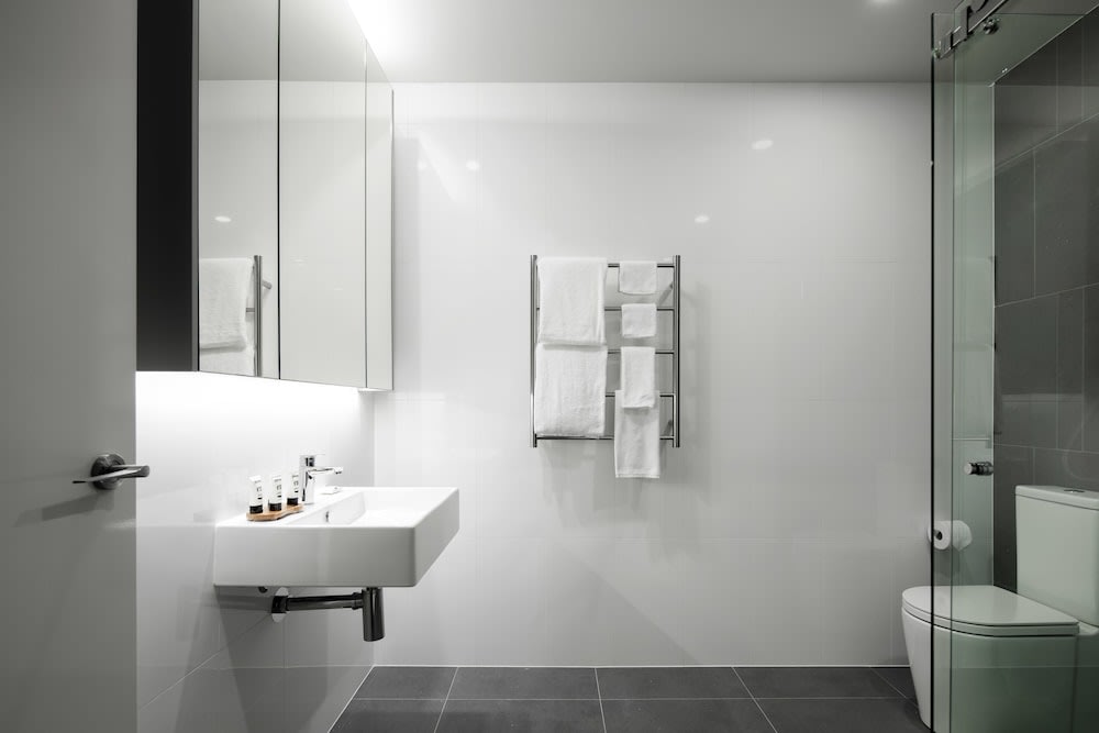 Knightsbridge Canberra 5